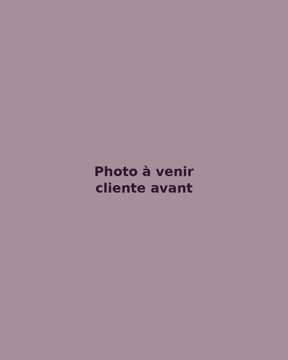 La même cliente avant, cheveux longs et ternes